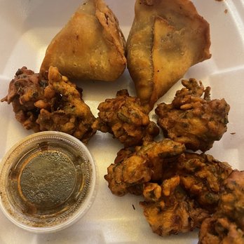 Bombay Sweets - . Mix Pakora . Samosa - Vegetarian Near Me - Milwaukee, Wisconsin Bombay Sweets - . Mix Pakora . Samosa - Vegetarian Near Me - Milwaukee, Wisconsin