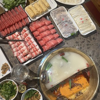 Shoo Loong Kan - Yin yang soup base with lots of yumminess - Hot Pot Near Me - Flushing, New York