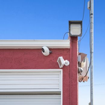 Extra Storage - Self Storage Near Me - Riverside, California