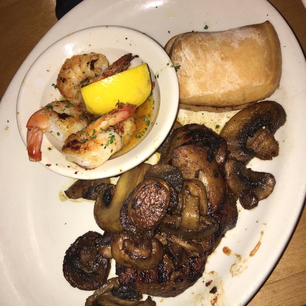 Texas Roadhouse - Sirloin 6 oz with grilled shrimp - Steakhouses Near Me - Bliss, Texas Texas Roadhouse - Sirloin 6 oz with grilled shrimp - Steakhouses Near Me - Bliss, Texas