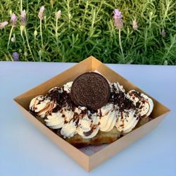 2Ơi - Oreo Croffle (Croissant & Waffle)