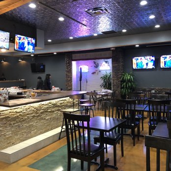 Lobster & Pho - Stylish interior - Seafood Near Me - Independence, Ohio Lobster & Pho - Stylish interior - Seafood Near Me - Independence, Ohio