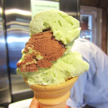 Cham Soot Gol - GREEN TEA AND CHOCOLATE ICE CREAM :3 - Barbeque Near Me - Garden Grove, California