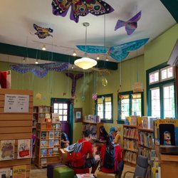 Bowen Island Public Library