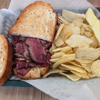 Pickles Plus - Delis Near Me - Clearwater, Florida