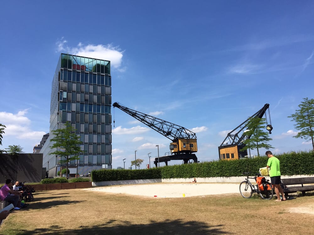 Sandkästen am Südkai