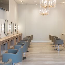 J Gold Salon