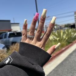 Gummme Nails & Spa - Summer full set nails