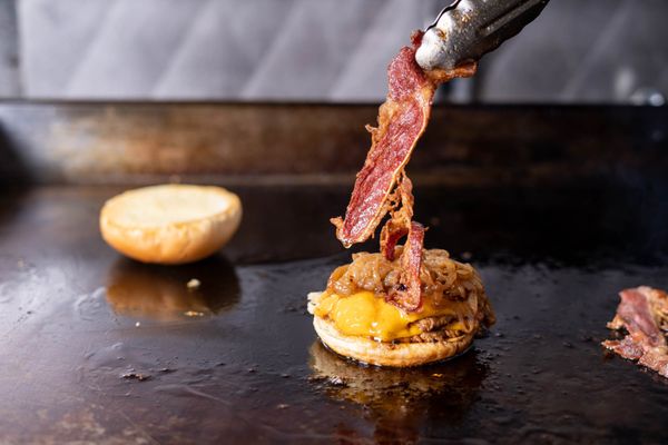 Smash House Burgers by null