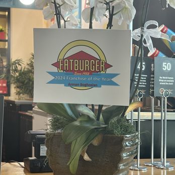 Fatburger & Buffalo's Express - Franchise of the year! - Burgers Near Me - Lake Balboa, California Fatburger & Buffalo's Express - Franchise of the year! - Burgers Near Me - Lake Balboa, California