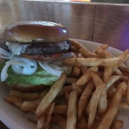 Nice burger - get bartender and owner came out to say hello. Don't pass this by. Nice burger - get bartender and owner came out to say hello. Don't pass this by.