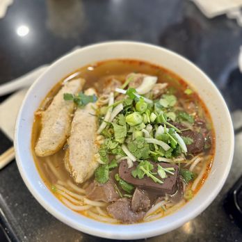 Ngự Bình Restaurant - bun bo hue - Vietnamese Near Me - Westminster, California Ngự Bình Restaurant - bun bo hue - Vietnamese Near Me - Westminster, California