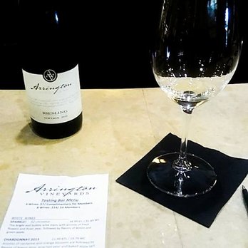 Arrington Vineyards - Wine tasting - Wine Tasting Room Near Me - Arrington, Tennessee