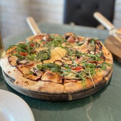 Renzo's Trattoria E Pizzeria - Capri pizza