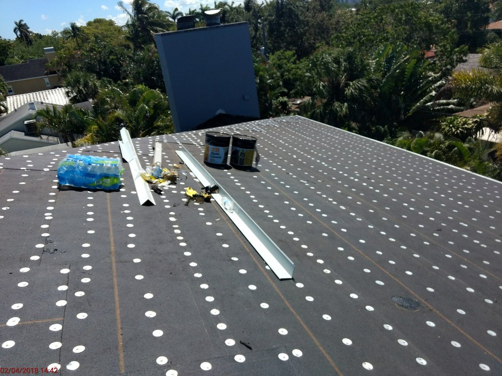 Slide of DLJ Roofing