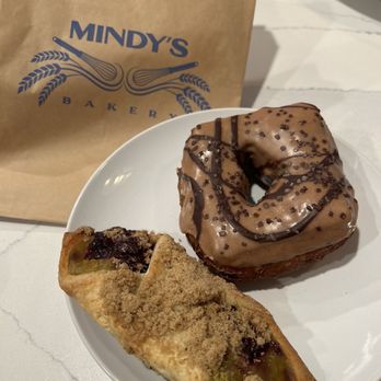Mindy's Bakery - Desserts Near Me - Chicago, Illinois Mindy's Bakery - Desserts Near Me - Chicago, Illinois