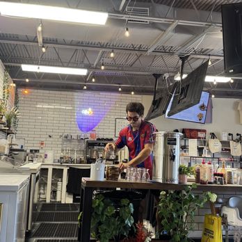 Gratefuel Cafe - Yoga Near Me - Fort Lauderdale, Florida