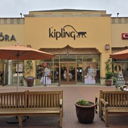 Kipling Outlet