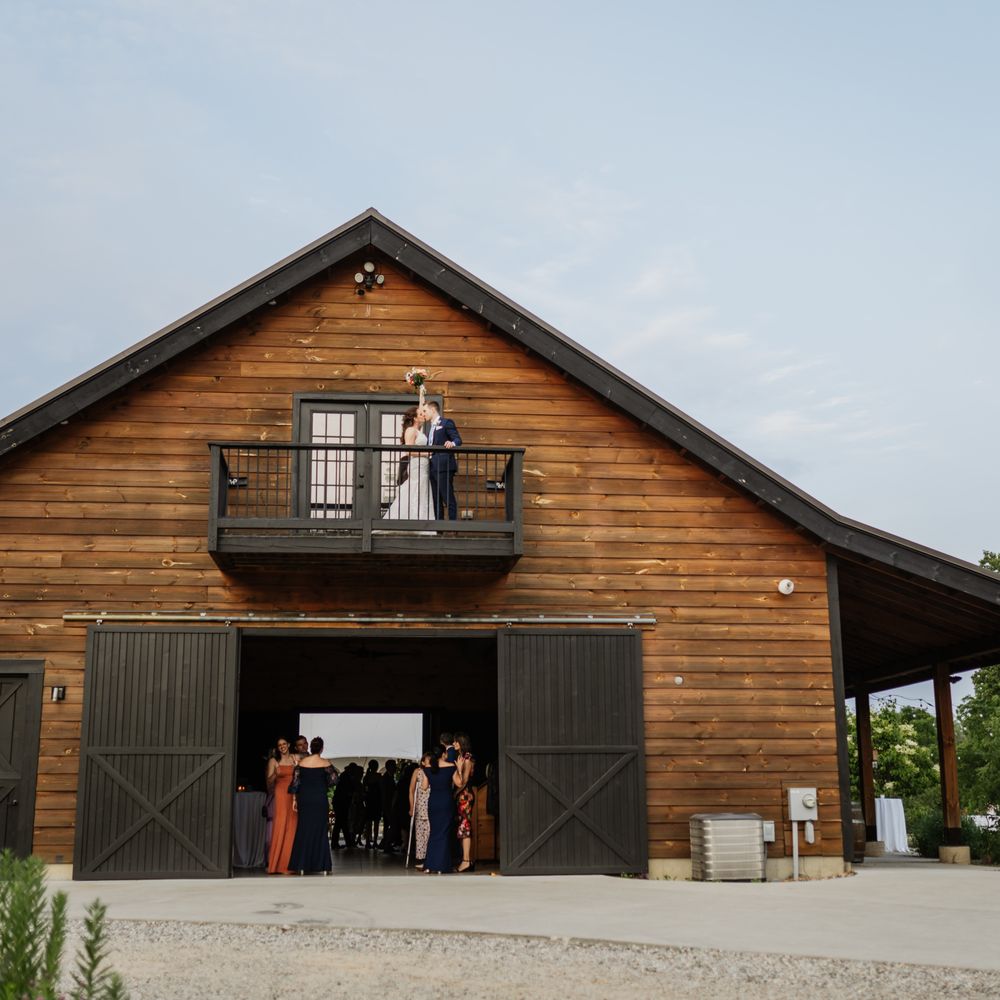 Robin Hills Farm - Prairie barn - Venues & Event Spaces Near Me - Chelsea, Michigan Robin Hills Farm - Prairie barn - Venues & Event Spaces Near Me - Chelsea, Michigan