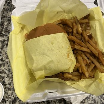 Hideout Burgers - Burgers Near Me - Mansfield, Texas