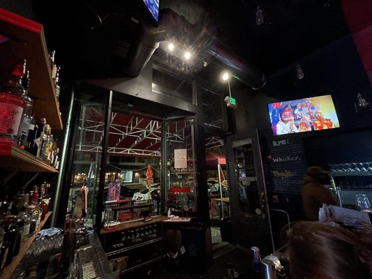 Red Light Bar & Detroit Pizza by null