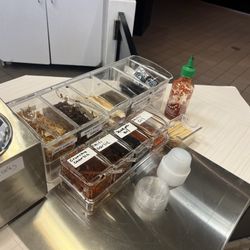 Sauce station