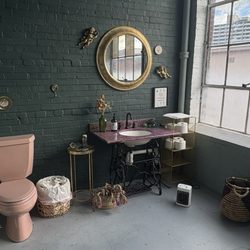 Harvest Tattoo - Bathroom