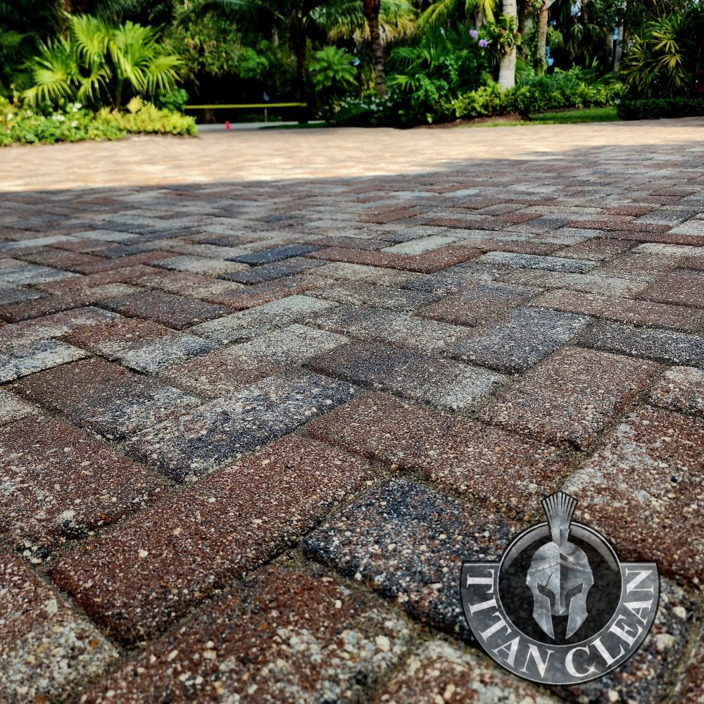 Slide of Titan Exterior Cleaning