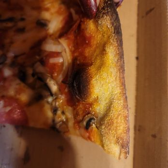 D'Amore's Pizza - I Normally would not complain about a few burnt pieces but for the price I paid, I'd appreciate you make sure it's not burnt - Italian Near Me - Camarillo, California D'Amore's Pizza - I Normally would not complain about a few burnt pieces but for the price I paid, I'd appreciate you make sure it's not burnt - Italian Near Me - Camarillo, California