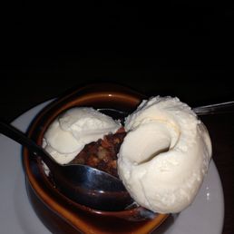 Pecan cobbler al a mode