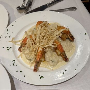IL Toscano Ristorante - Undercooked risotto with Semolina Crusted Jumbo Shrimp - Italian Near Me - Douglaston, New York IL Toscano Ristorante - Undercooked risotto with Semolina Crusted Jumbo Shrimp - Italian Near Me - Douglaston, New York