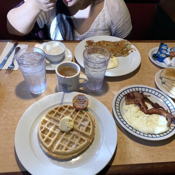 Studio Diner - Breakfast! - American Near Me - San Diego, California Studio Diner - Breakfast! - American Near Me - San Diego, California