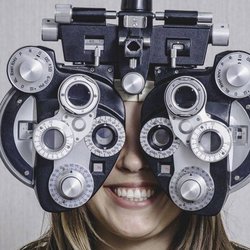 20/20 iCare and iWear - Eye exam in Grand Prairie, TX