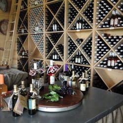 Horse Creek Winery - Lots of great varieties of Georgia wines!
