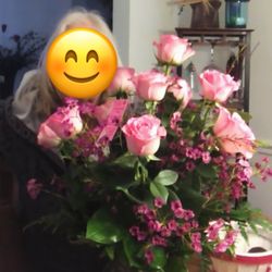 Flowers By Carol - Dozen Pink Roses Arrangement