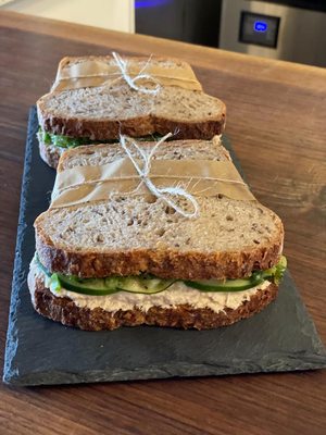 Cafe Balagan by null