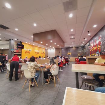 Jollibee - Seating - Fast Food Near Me - Milpitas, California