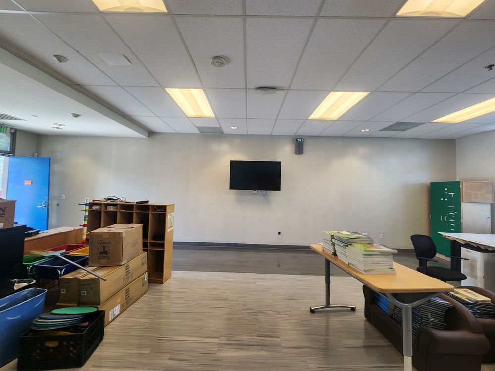 Slide of Artisan & Co.