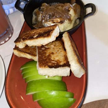Native + Nomad - Bake brie and caramelized onions, toasted focaccia type bread and green apple slices. - Gluten-Free Near Me - El Dorado Hills, California