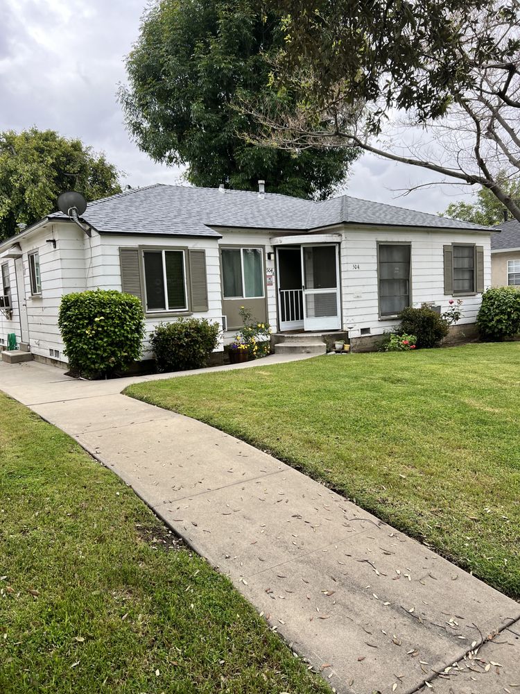 Slide of Avant Roofing