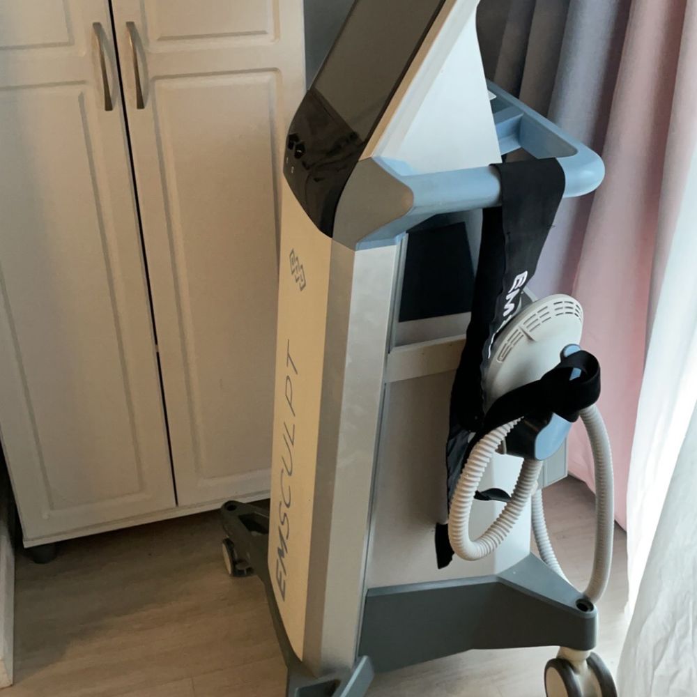 Emsculpt Emsculpt
