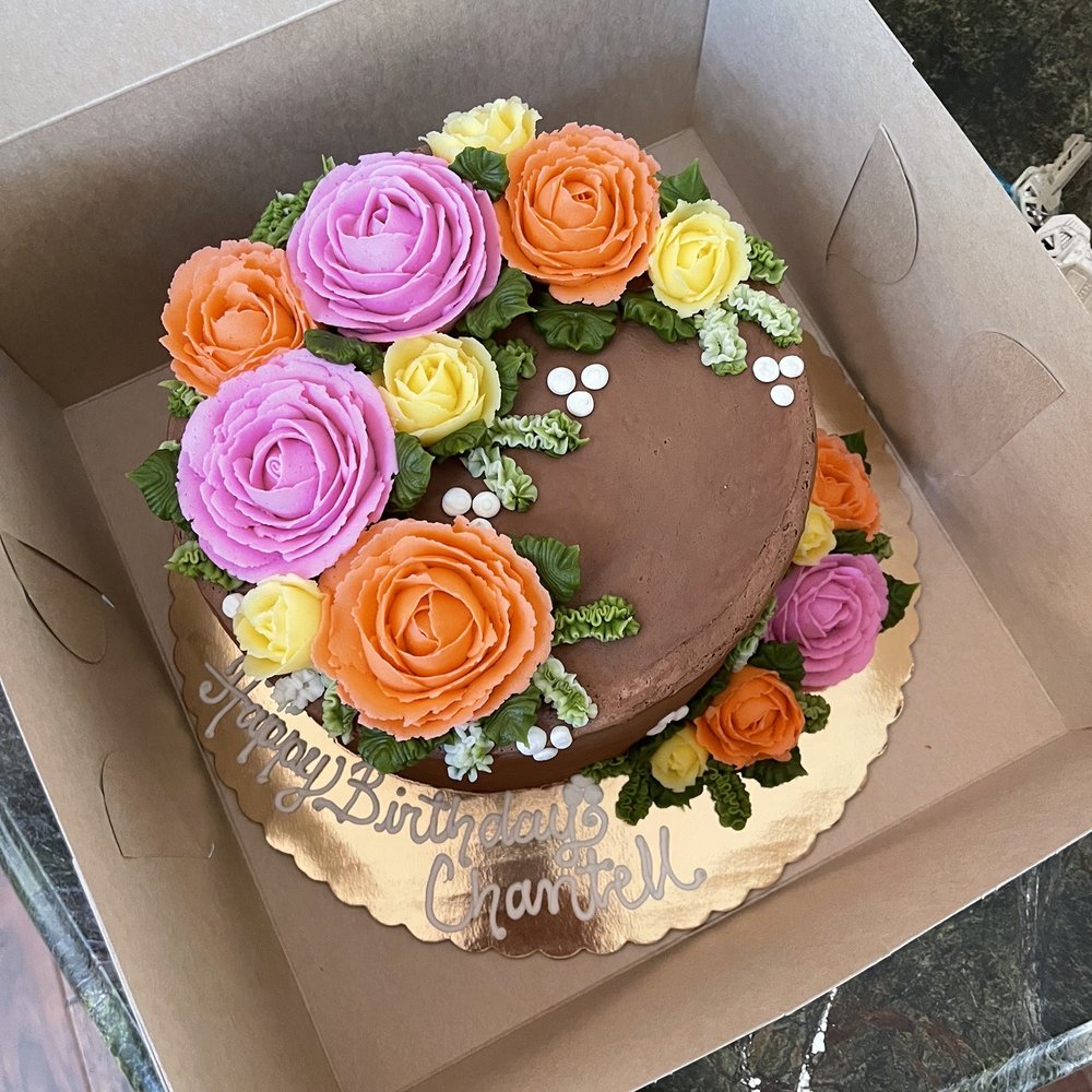 Goodwin & Sons Market - Birthday cake - Grocery Near Me - Crestline, California