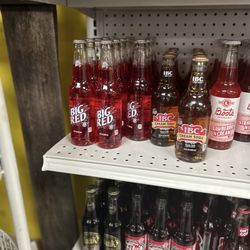 Sweet Charlotte - Big red root beer, drinks, and a variety of flavors cream sodas