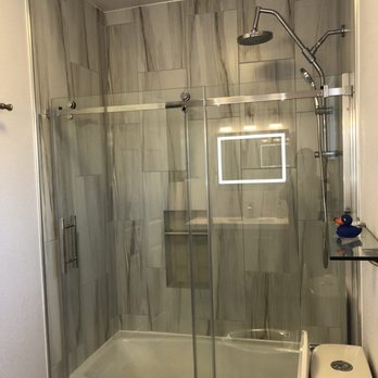 Alex Tzang Architects - Guest bath - Architects Near Me - San Bruno, California
