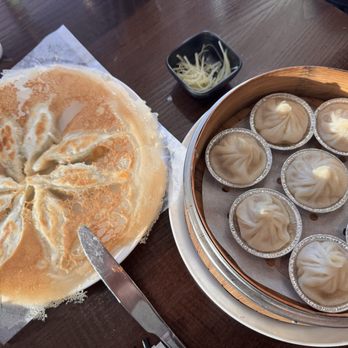 Dumpling Tops - pork shrimp with chive potstickers, organic chicken soup dumplings - Asian Fusion Near Me - South Pasadena, California