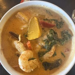 Pumpkin Curry w/ Shrimp Pumpkin Curry w/ Shrimp