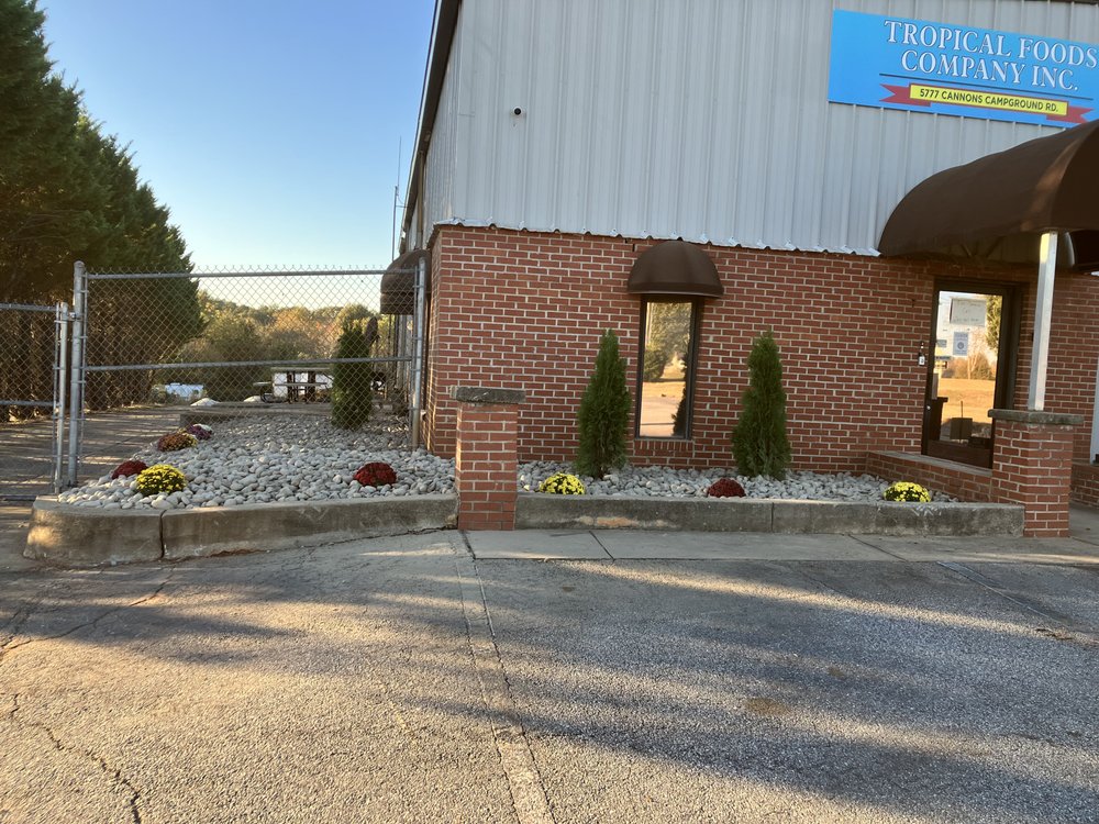 Slide of That guy landscaping