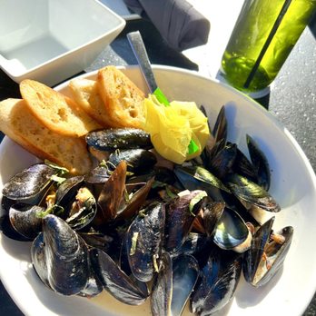 Arrowhead Grill - Don't do it - fishy mussels and hockey pucks - Seafood Near Me - Glendale, Arizona Arrowhead Grill - Don't do it - fishy mussels and hockey pucks - Seafood Near Me - Glendale, Arizona