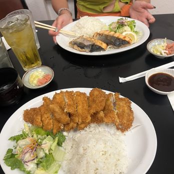 Restaurant Domo - Japanese Near Me - Kaneohe, Hawaii