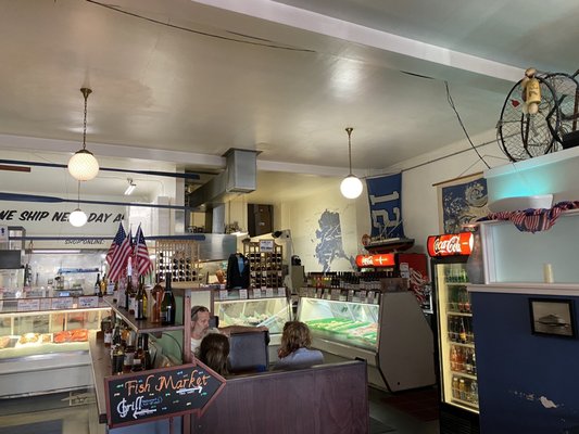 Seattle Fish Company by null